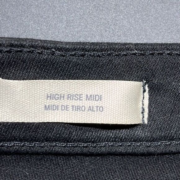 Universal Thread High-Rise Midi Jean Shorts Size 8 - Picture 5 of 7